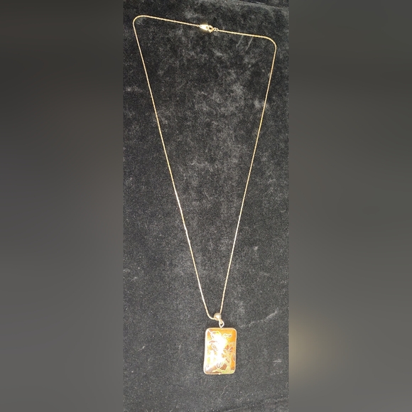 Vintage Puffy Cloisonne‎ Pendant Necklace Flowers Gold Tone Box Chain - Picture 1 of 4